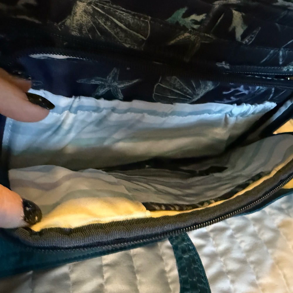 Lug Crossbody Bag in Blue and Green - Picture 3 of 7